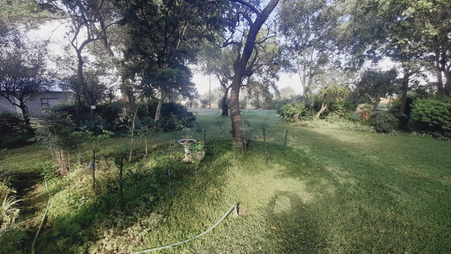 6 Bedroom Property for Sale in Kameeldrift-Wes North West